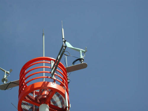 風向風速計の写真