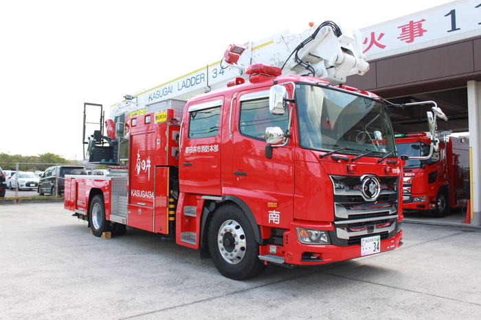 南出張所に配備された34号車の右前からの画像