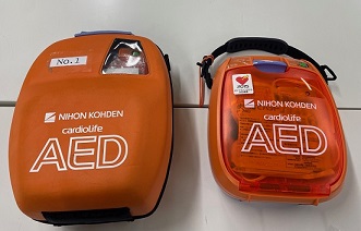自動体外式除細動器(AED)
