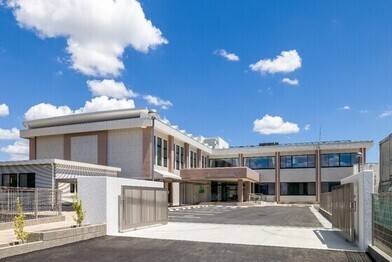 鷹来公民館外観写真