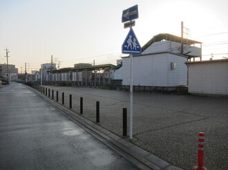 東口駅前広場_整備前