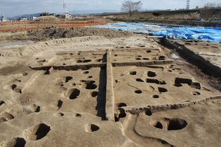 古墳時代大型竪穴住居完掘状況