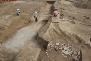 中世溝完掘状況