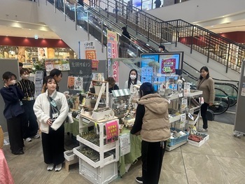 チャレンジマルシェ