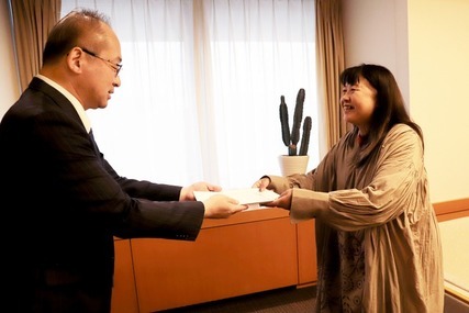 交付